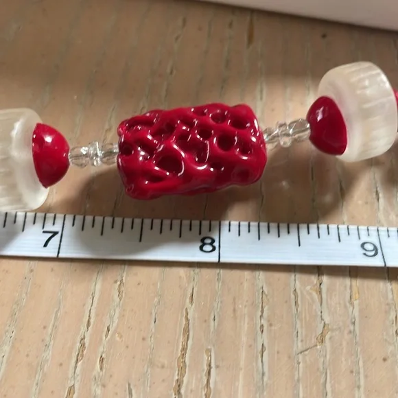 Glass beaded necklace and earrings - Picture 7 of 8